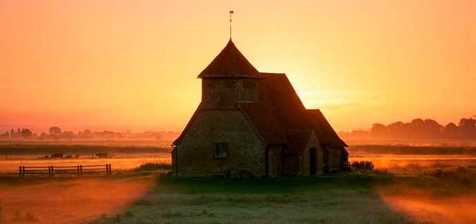 St Thomas a Beckett Church, Romeny Marsh, Fairfiield, Kent, England