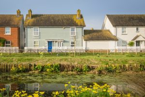 unwind-in-comfort-camber-sands-hotel-vs-cottages