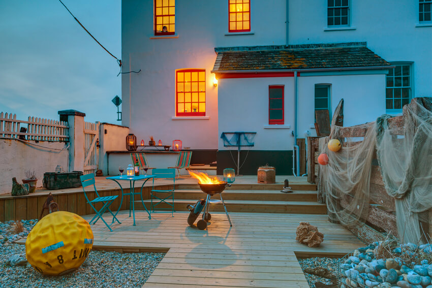 Coastguards Lookout luxury cottage by the sea