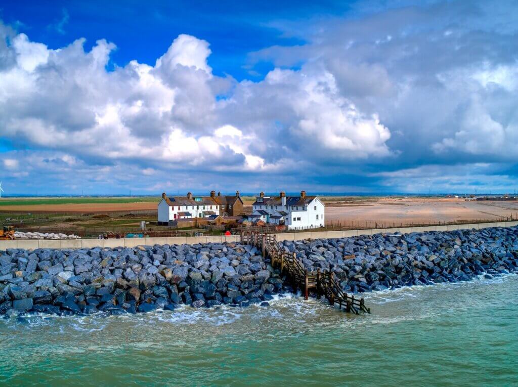 Beachfront-style cottage near Camber Sands with sea views